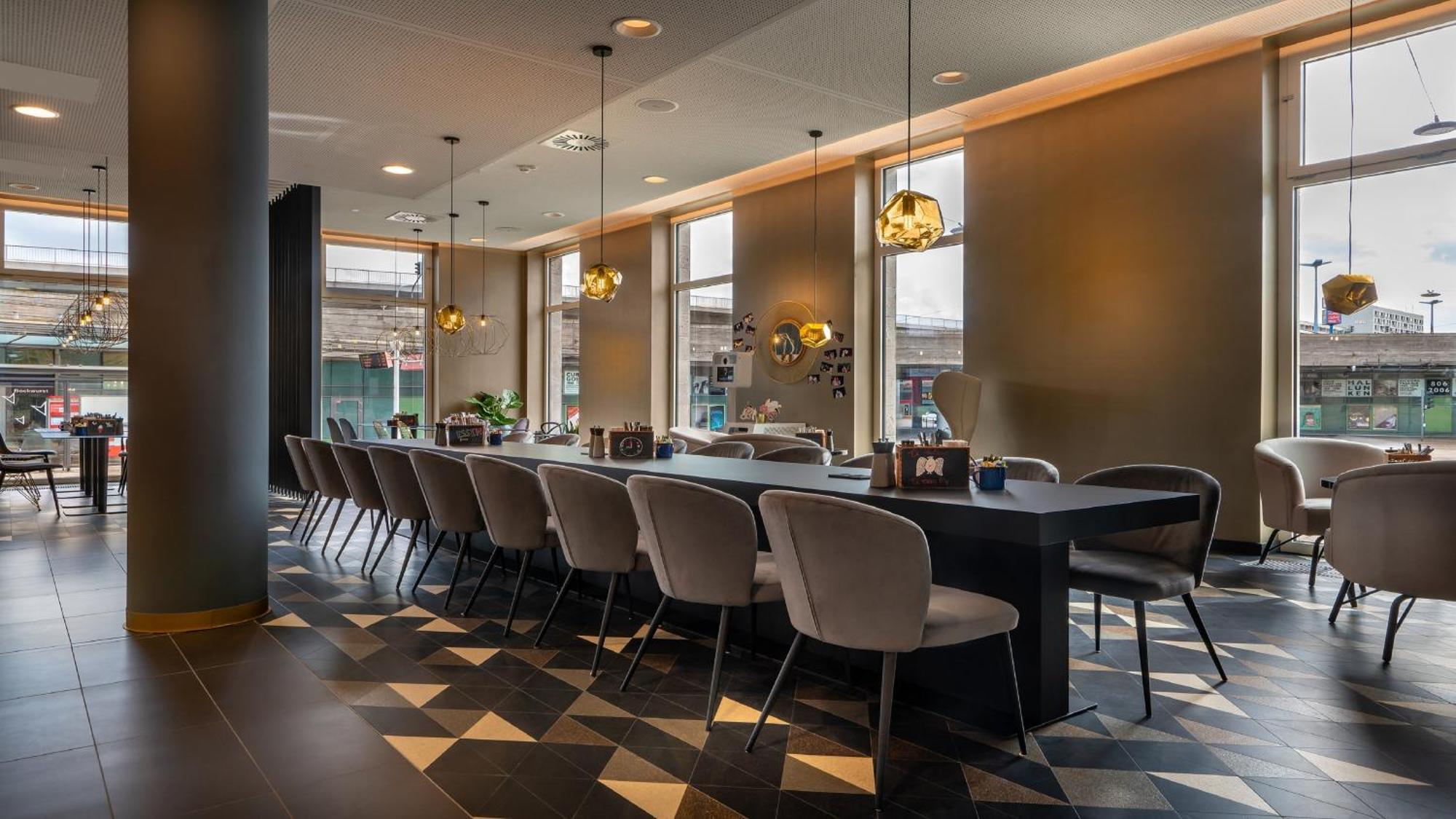 Holiday Inn - The Niu, Ridge Halle Central Station By Ihg Exterior photo